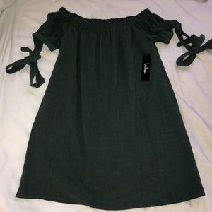 LuLu’s off the shoulder mini dress NEVER WORN!